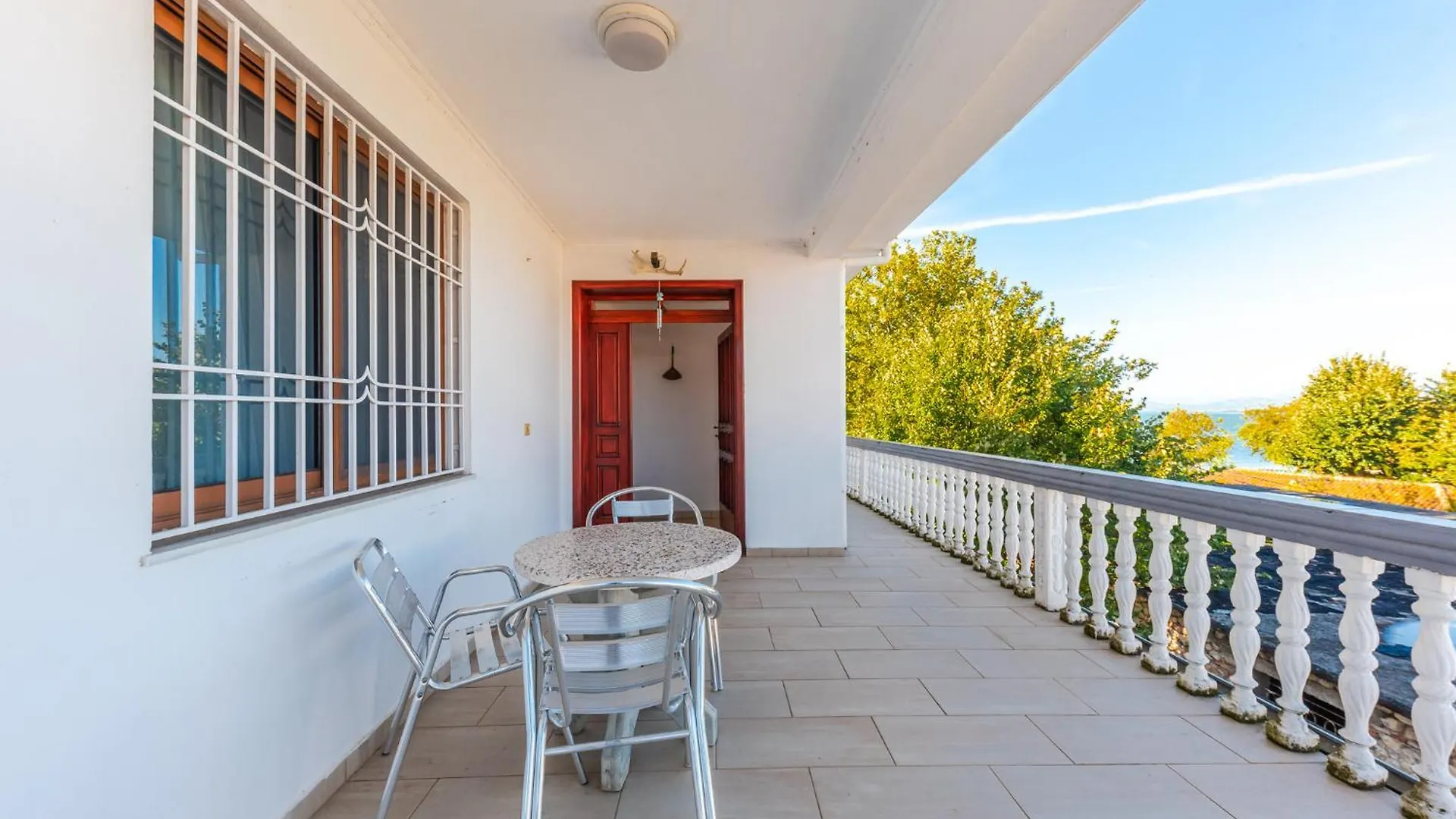 Authentic Lake View Apartment Shiroka 0*,  Albania
